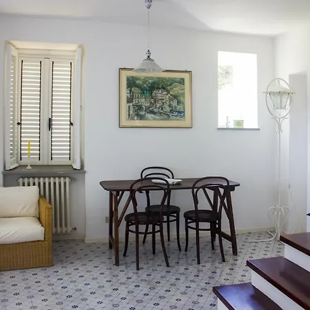 Dimore Santojanni - La Casa Sul Porto Casa vacanze Maratea