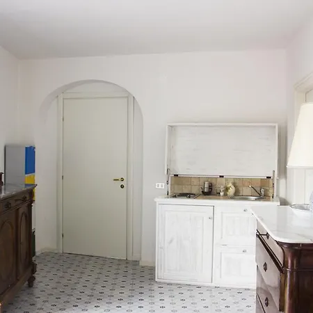 Semesterbostad Dimore Santojanni - La Casa Sul Porto *